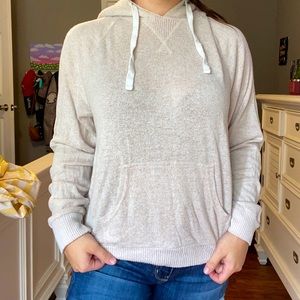 Hoodie/ Sweater